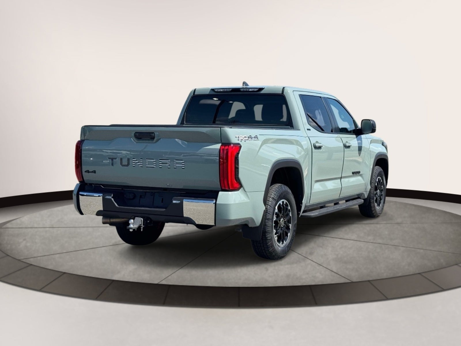 2024 Toyota Tundra 4WD SR5 CrewMax 5.5' Bed (Natl)