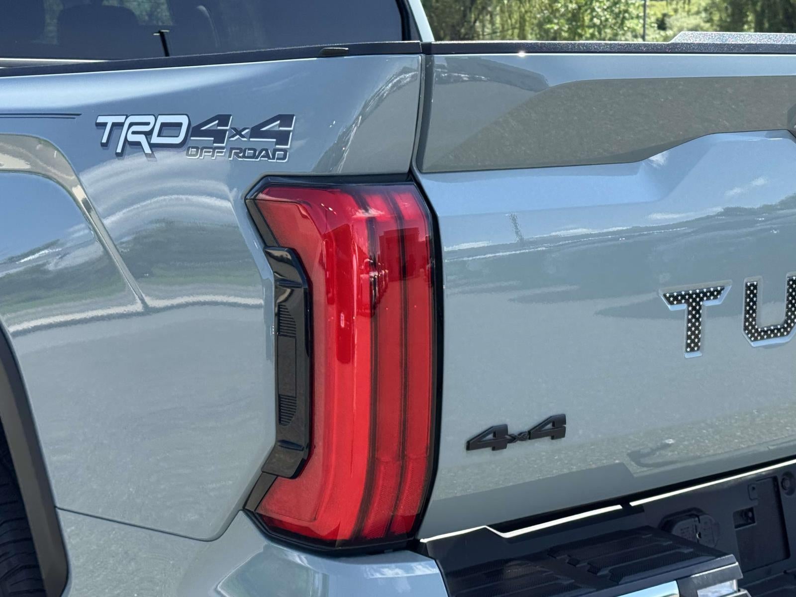 2024 Toyota Tundra 4WD SR5 CrewMax 5.5' Bed (Natl)