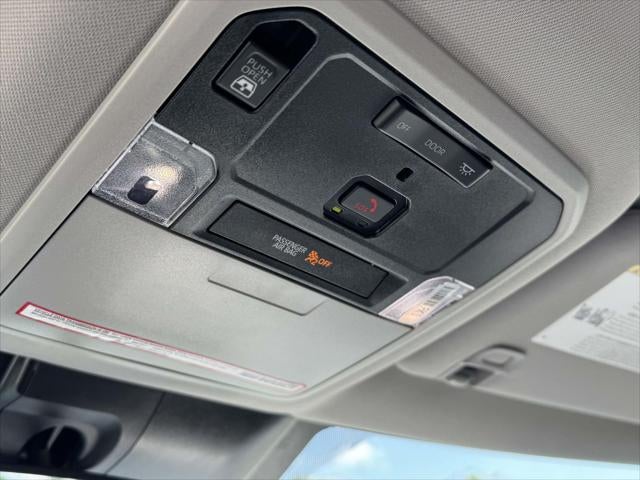 2024 Toyota Tundra 4WD SR5 CrewMax 5.5' Bed (Natl)