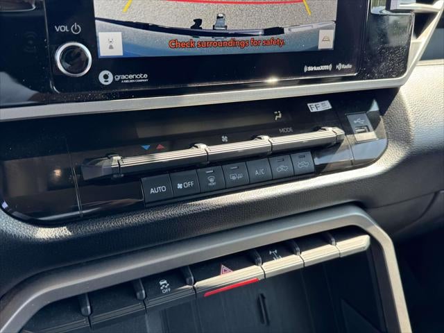 2024 Toyota Tundra 4WD SR5 CrewMax 5.5' Bed (Natl)