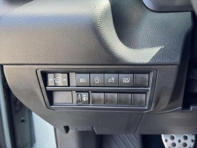 2024 Toyota Tundra 4WD SR5 CrewMax 5.5' Bed (Natl)