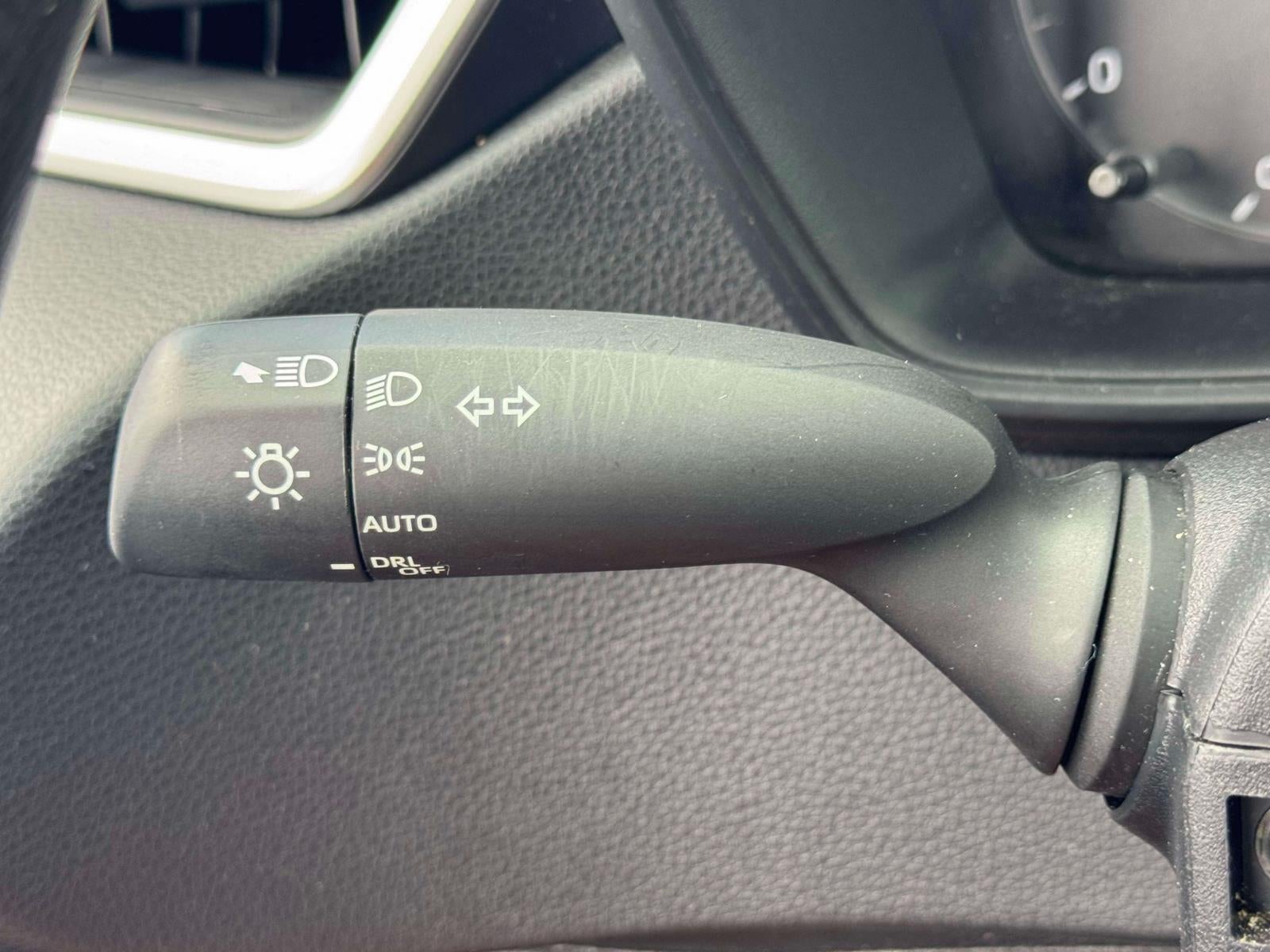 2025 Toyota Corolla LE CVT (Natl)