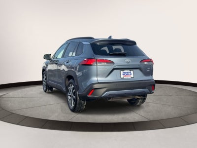 2024 Toyota Corolla Cross XLE 4WD (Natl)