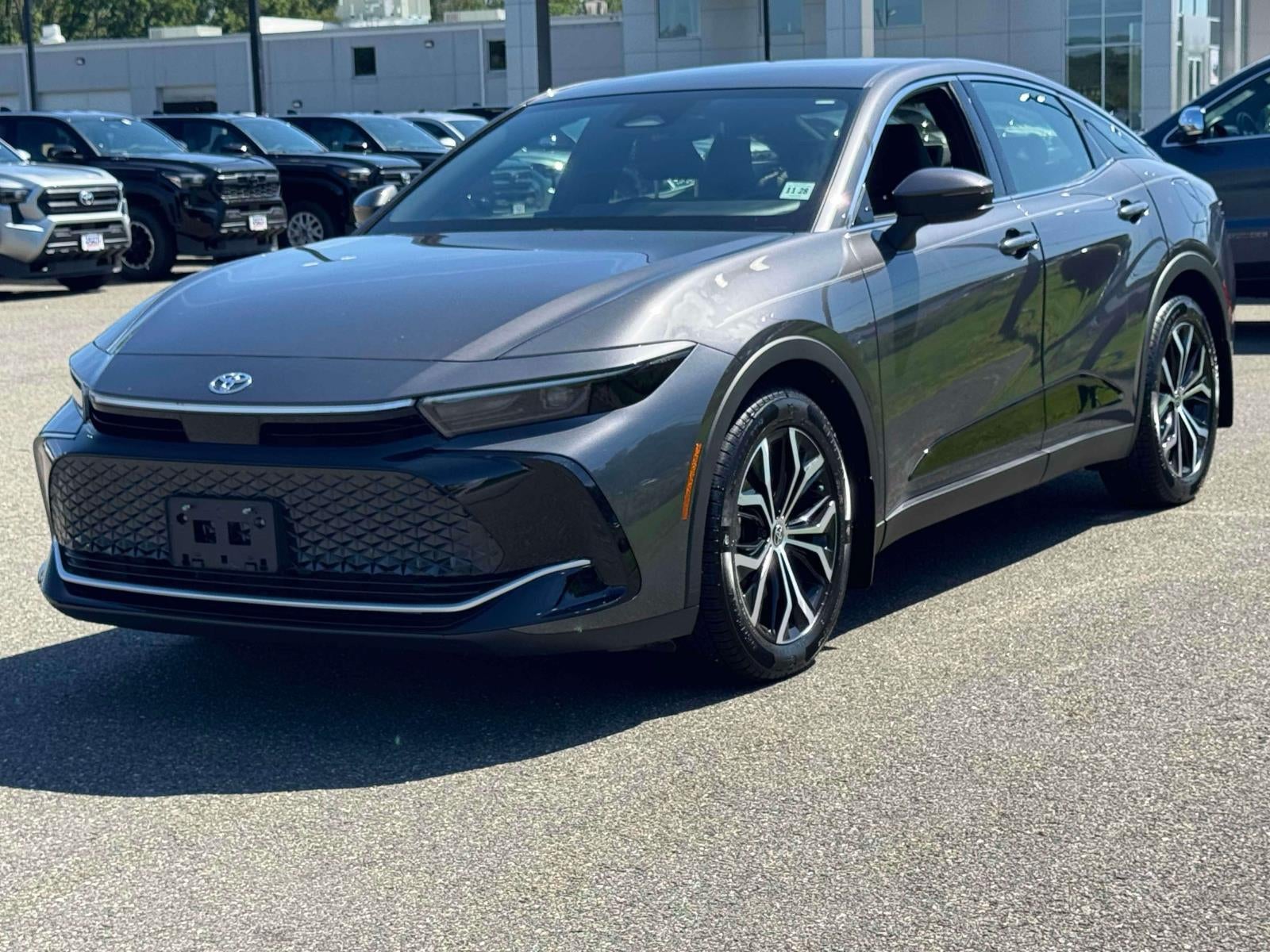 2023 Toyota Crown XLE AWD (Natl)