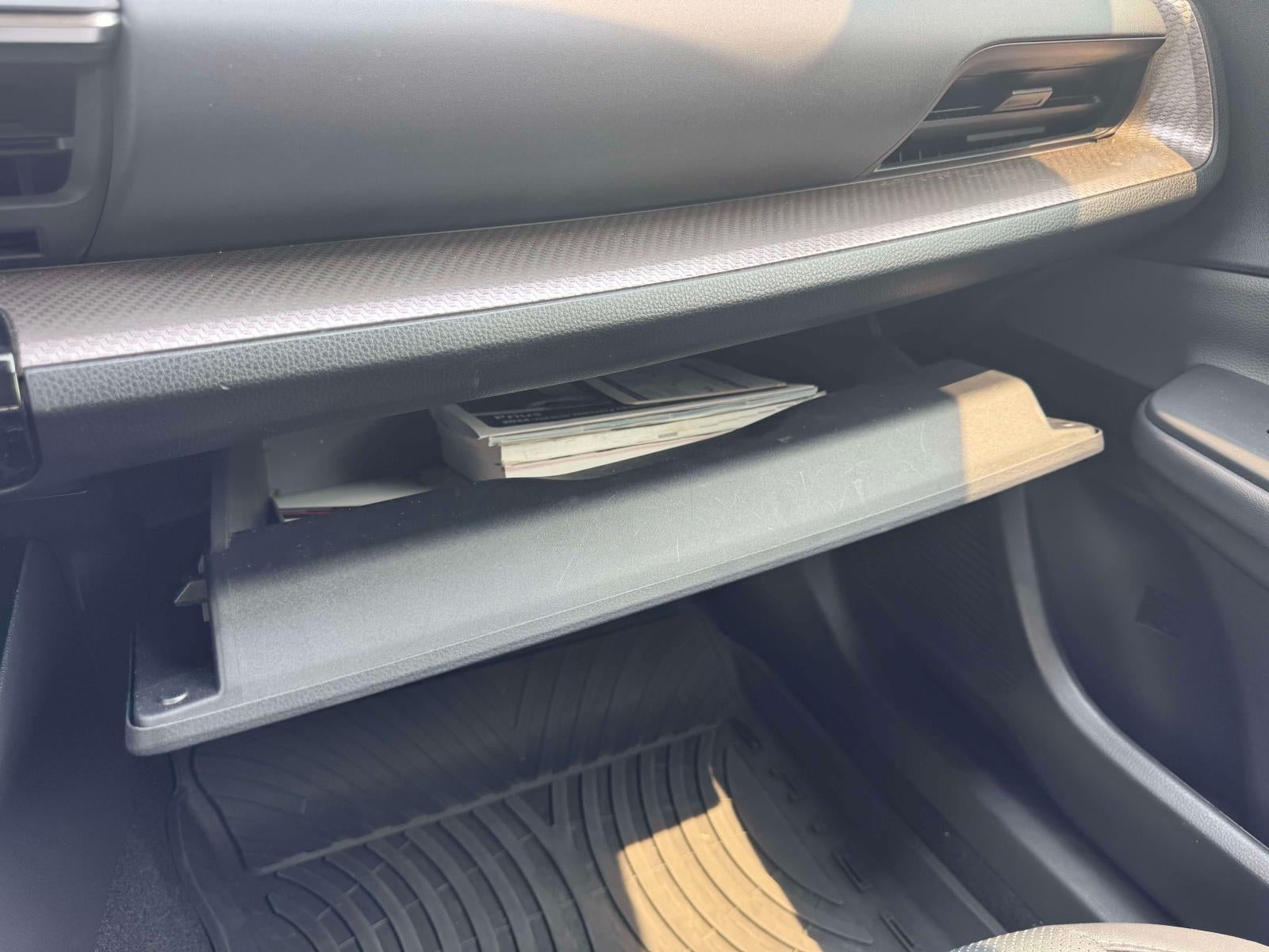 2024 Toyota Prius XLE AWD (Natl)