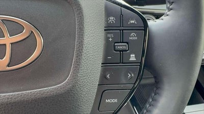2024 Toyota Prius XLE AWD (Natl)