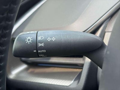 2024 Toyota Prius XLE AWD (Natl)