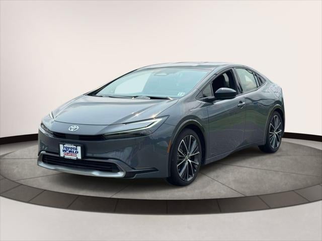 2024 Toyota Prius XLE AWD (Natl)