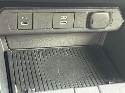 2024 Toyota Prius XLE AWD (Natl)