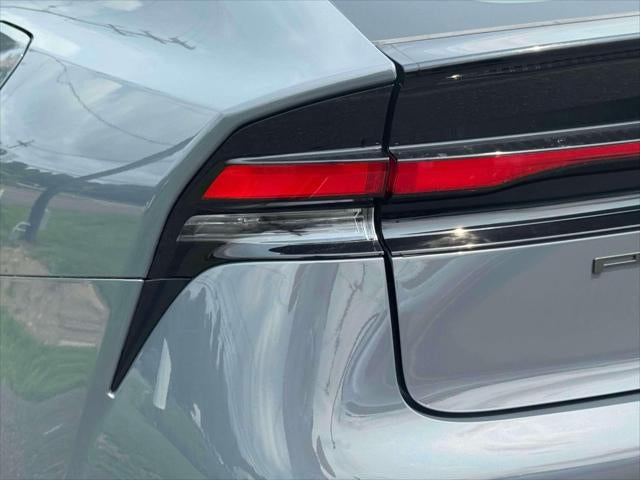 2024 Toyota Prius XLE AWD (Natl)
