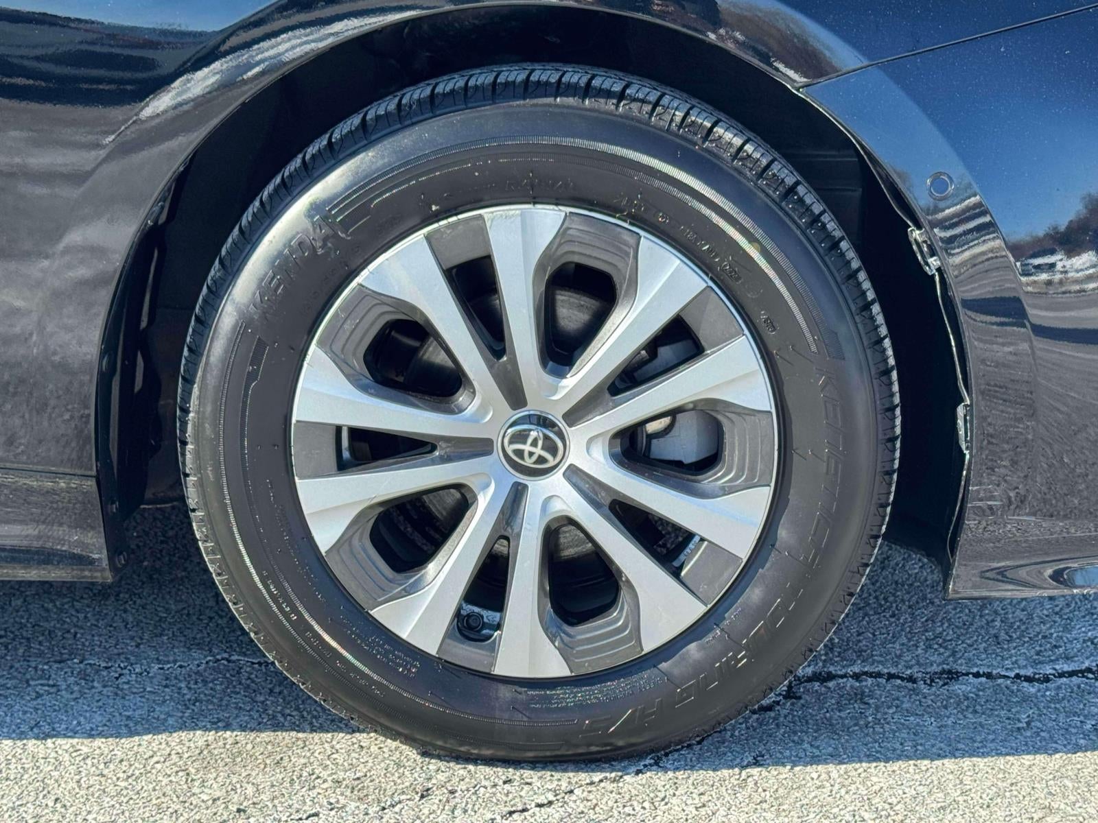 2022 Toyota Prius LE AWD-e (Natl)