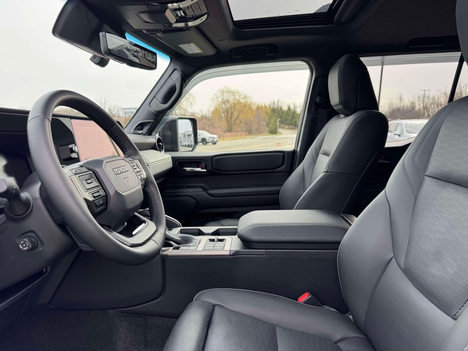 2025 Toyota Land Cruiser 4WD (Natl)