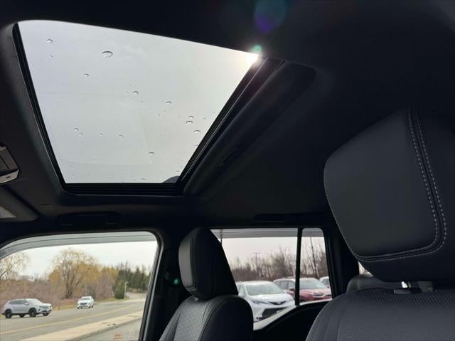 2025 Toyota Land Cruiser 4WD (Natl)