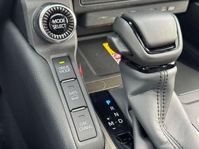 2025 Toyota Land Cruiser 4WD (Natl)