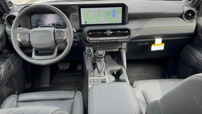 2025 Toyota Land Cruiser 4WD (Natl)