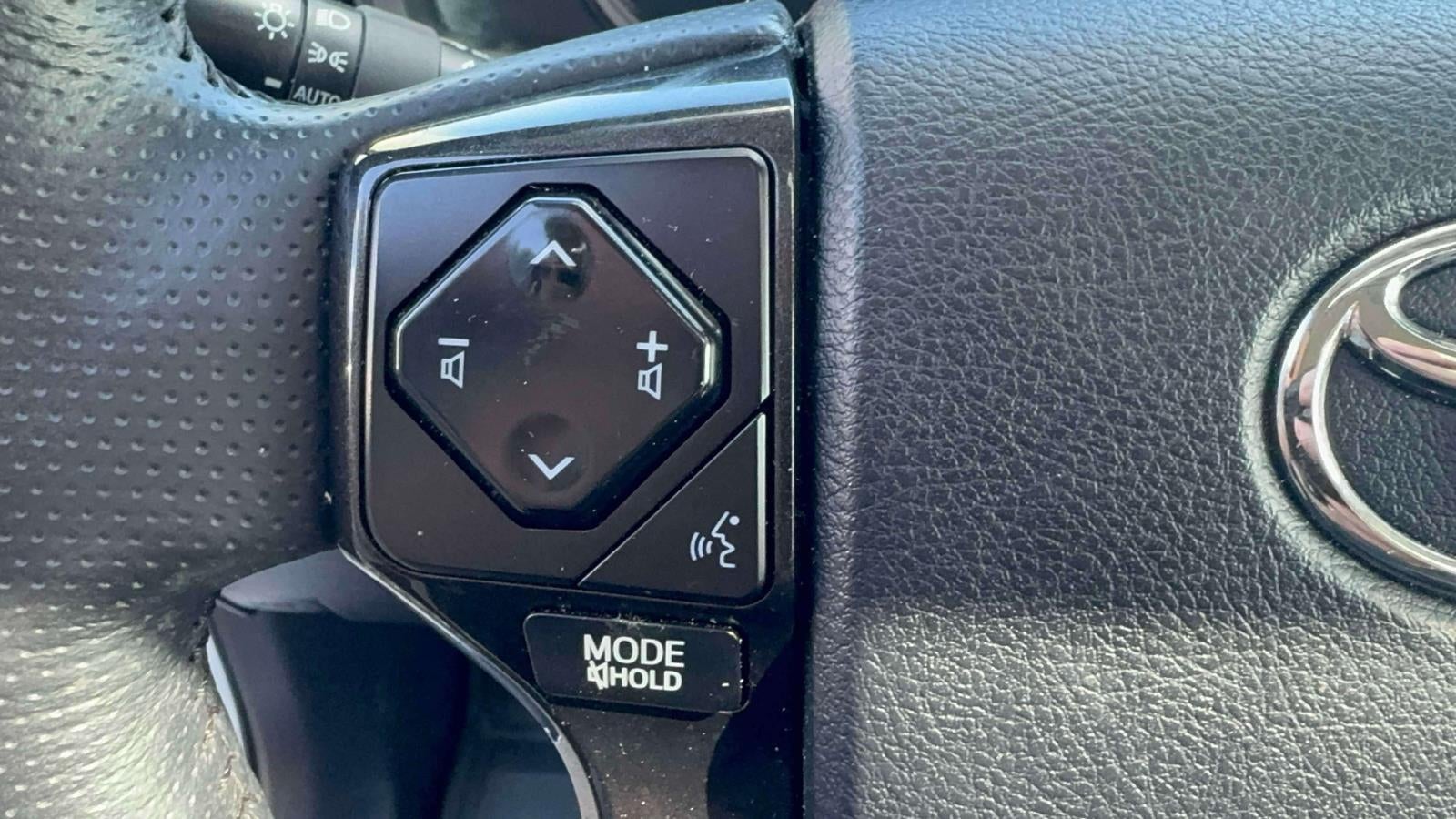 2024 Toyota 4Runner TRD Pro 4WD (Natl)