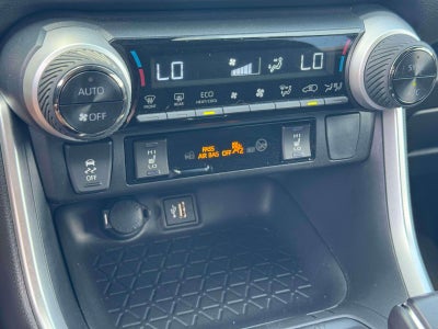 2024 Toyota RAV4 Hybrid SE AWD (Natl)