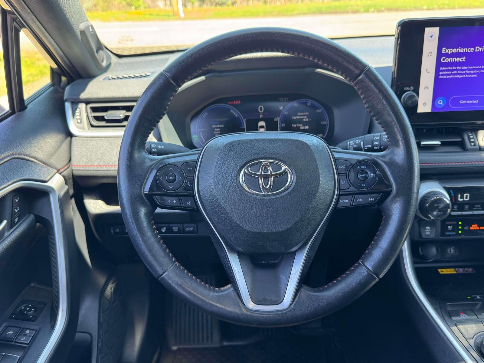 2024 Toyota RAV4 Prime XSE (Natl)