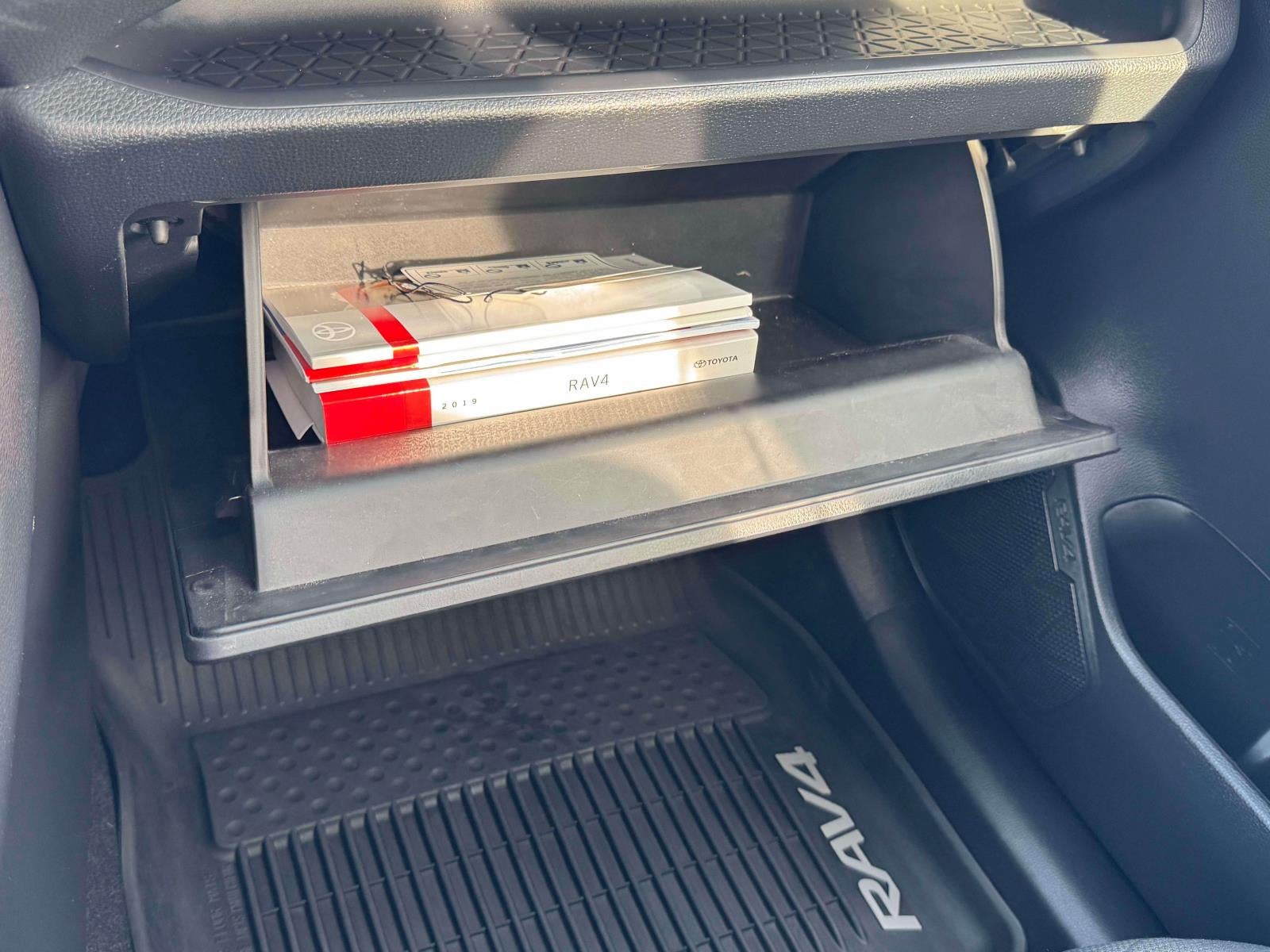 2019 Toyota RAV4 XLE AWD (Natl)