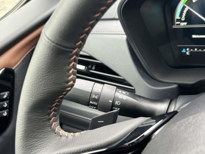 2025 Subaru FORESTER Touring Hybrid