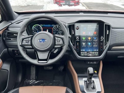 2025 Subaru FORESTER Touring Hybrid