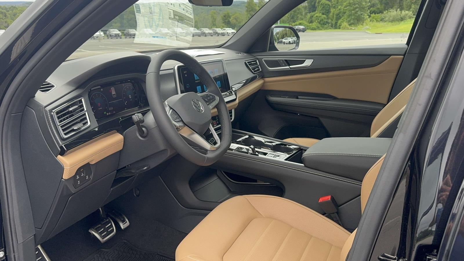 2026 Volkswagen Atlas Cross Sport 2.0T SEL R-Line Black