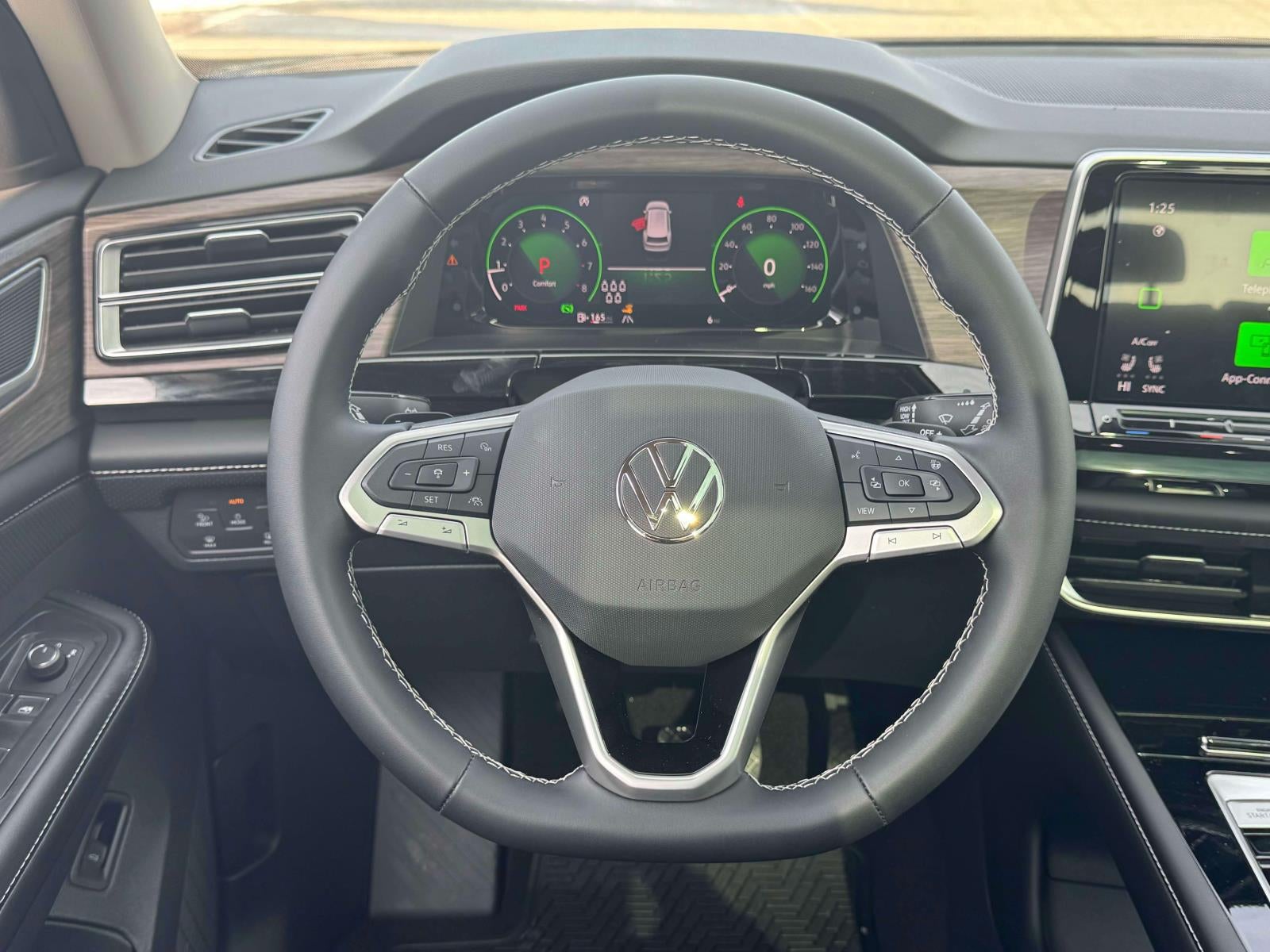 2026 Volkswagen Atlas 2.0T SEL