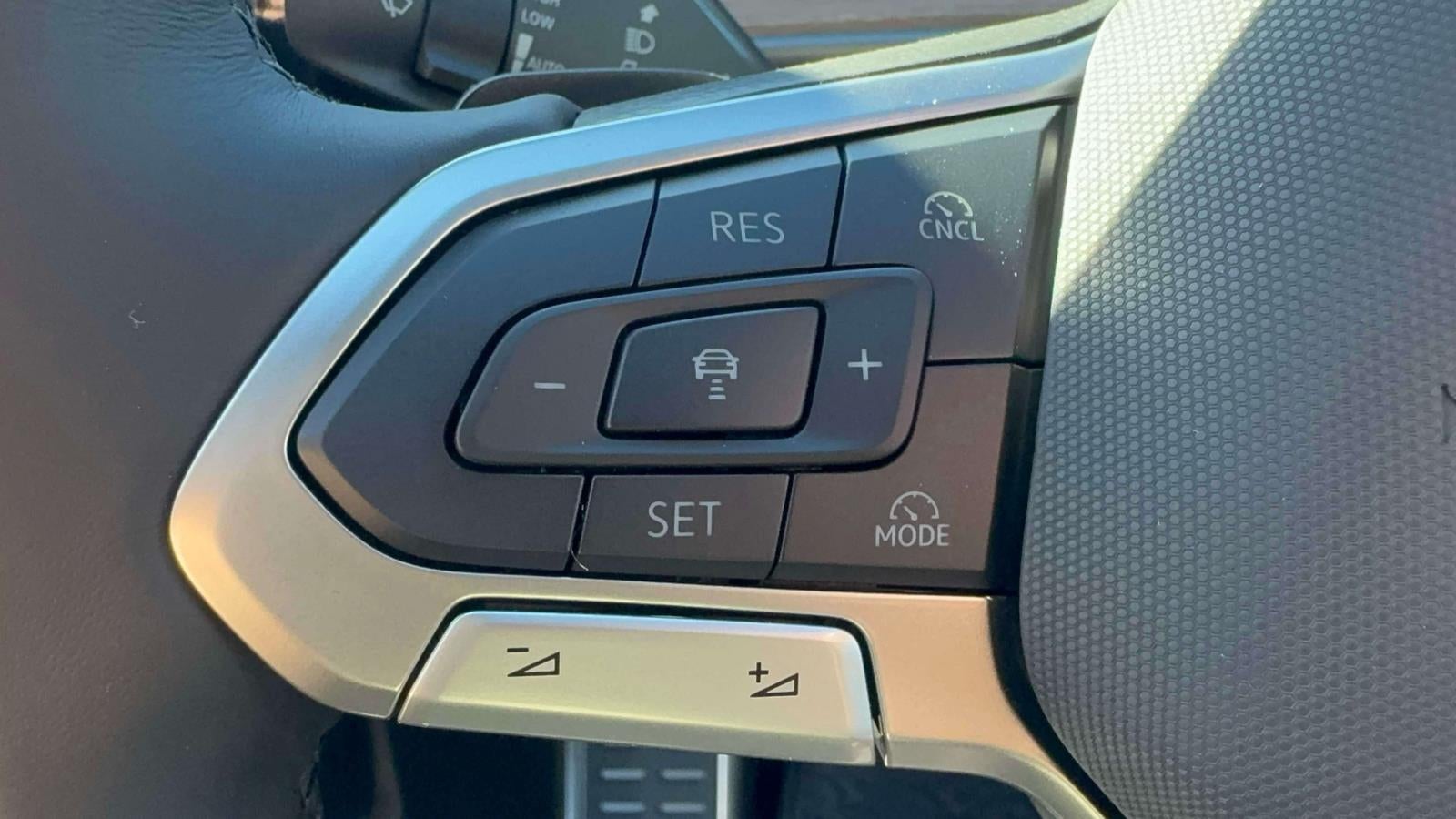 2027 Volkswagen Atlas 2.0T SEL