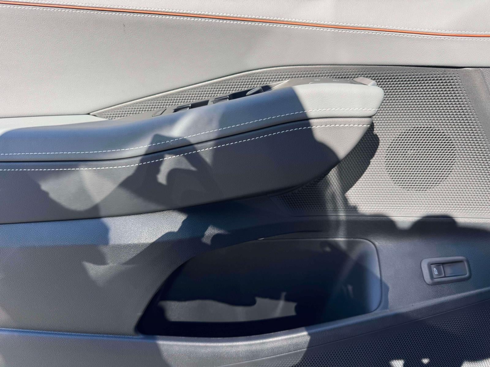 2027 Volkswagen Atlas SEL Premium R-Line