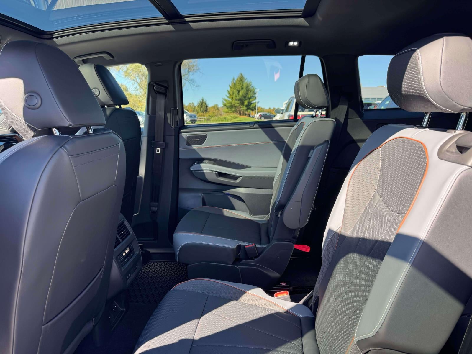 2027 Volkswagen Atlas 2.0T SEL