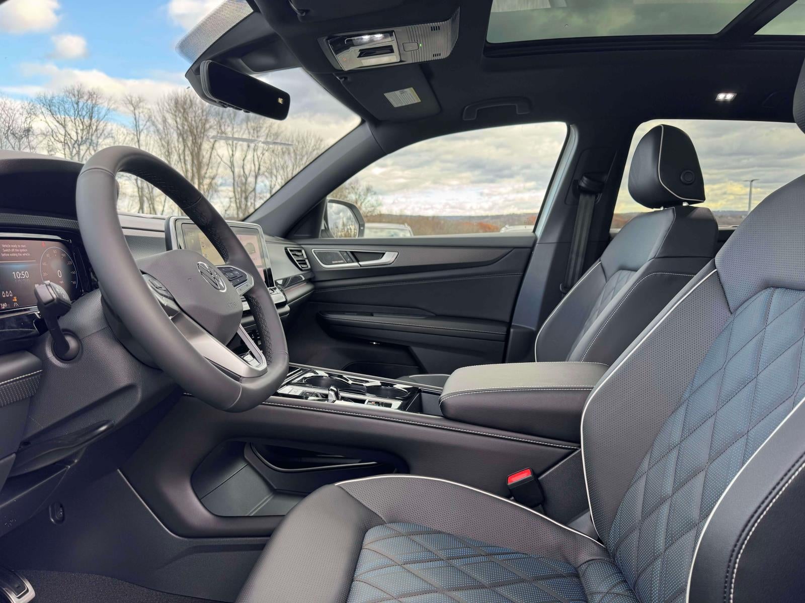 2026 Volkswagen Atlas Cross Sport 2.0T SEL Premium R-Line