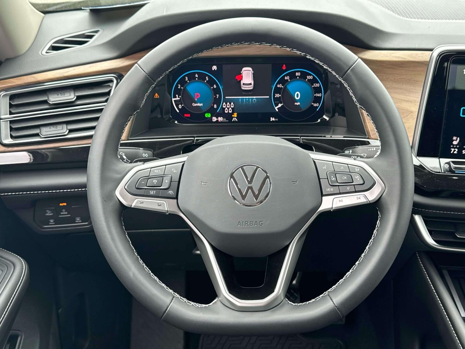 2025 Volkswagen Atlas 2.0T SE