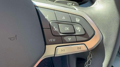 2027 Volkswagen Atlas 2.0T SE w/ Technology