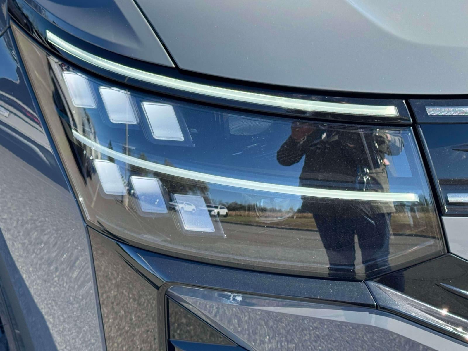 2027 Volkswagen Atlas 2.0T SE w/ Technology