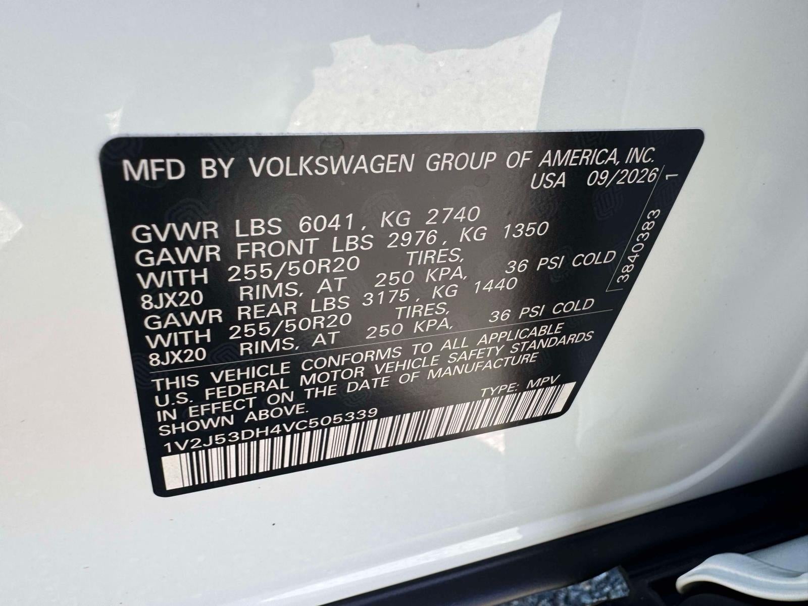 2027 Volkswagen Atlas 2.0T SE w/ Technology