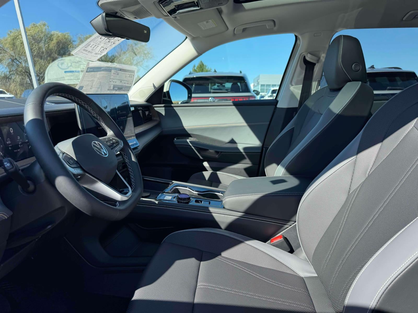 2027 Volkswagen Atlas 2.0T SE