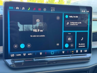 2027 Volkswagen Atlas 2.0T SE w/ Technology