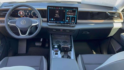 2027 Volkswagen Atlas 2.0T SE w/ Technology