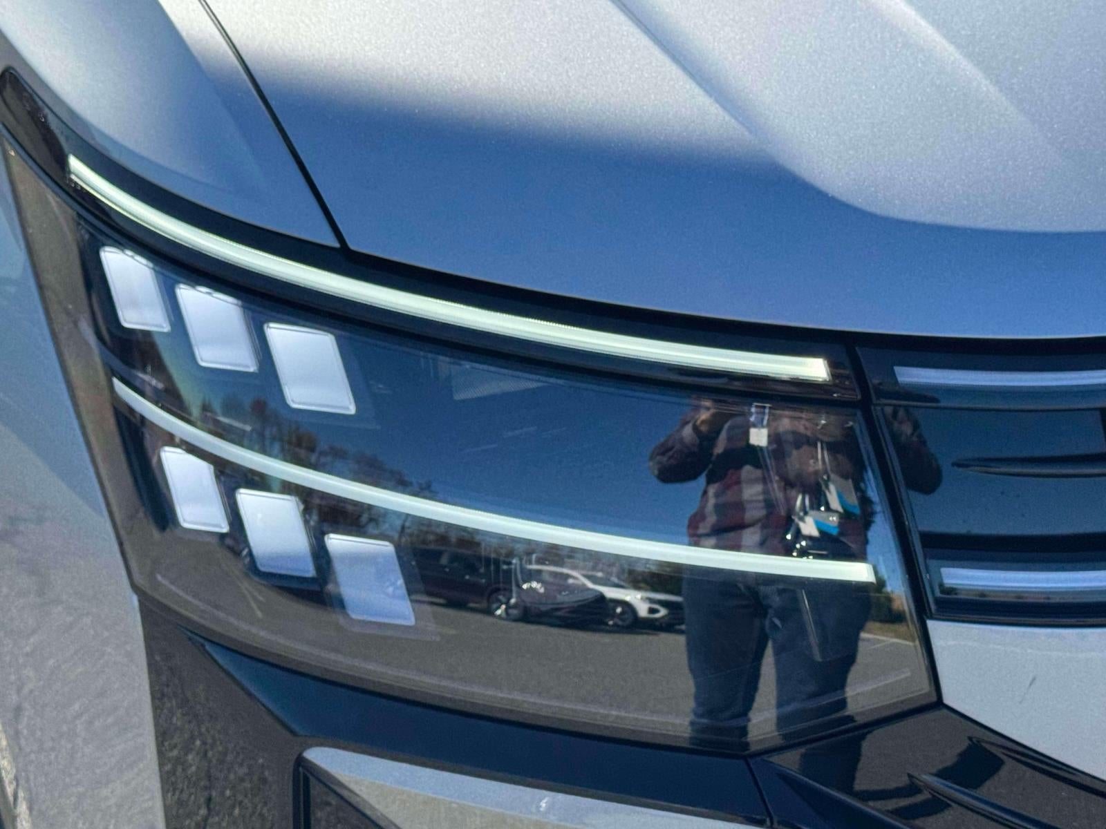 2027 Volkswagen Atlas 2.0T SE w/ Technology