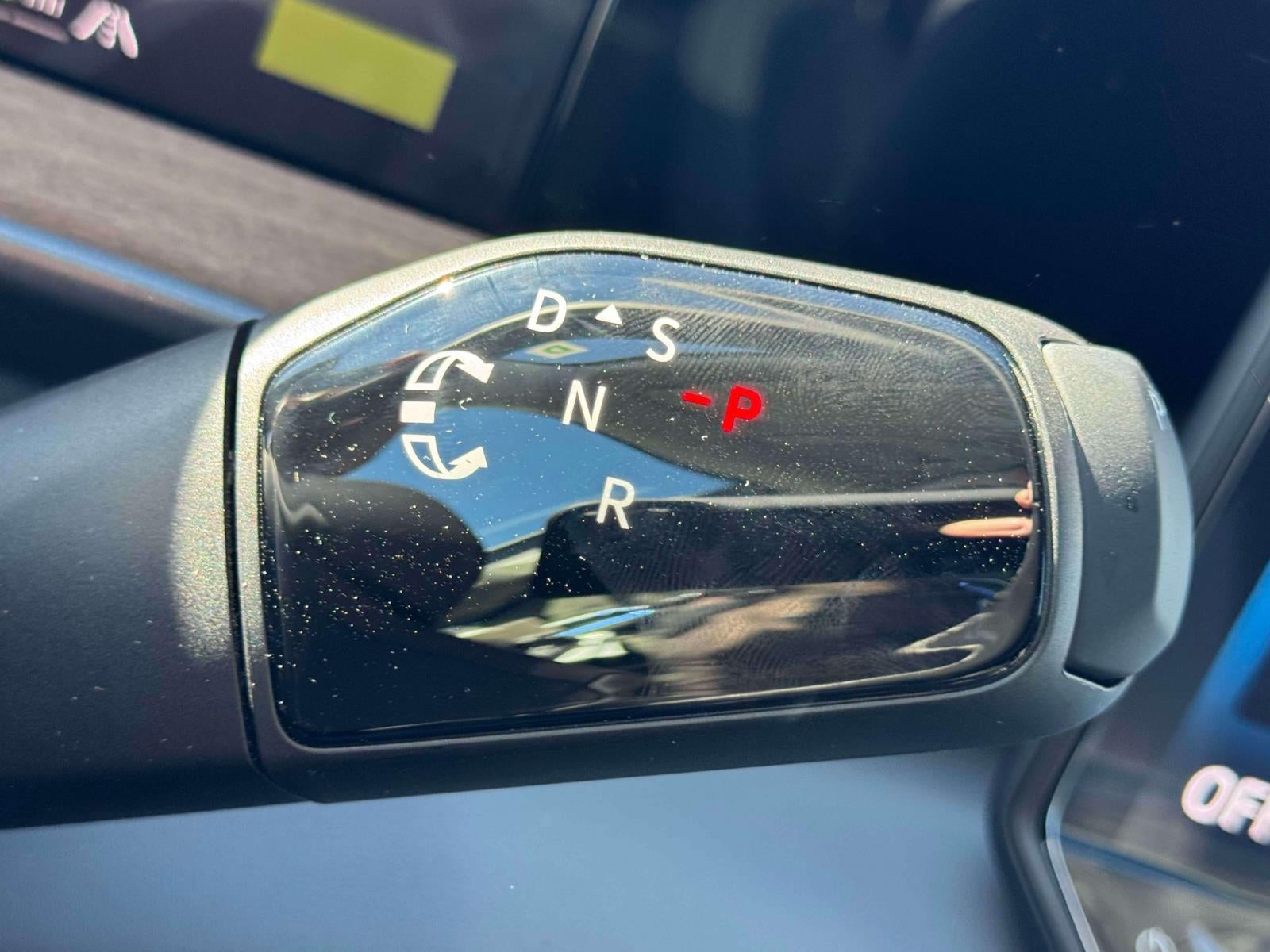 2027 Volkswagen Atlas 2.0T SE