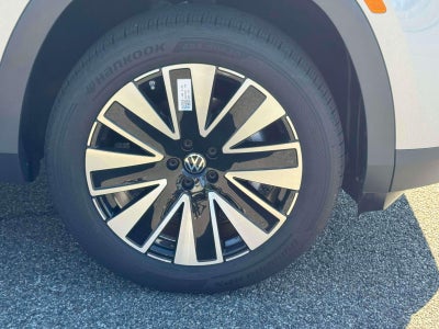 2027 Volkswagen Atlas 2.0T SE