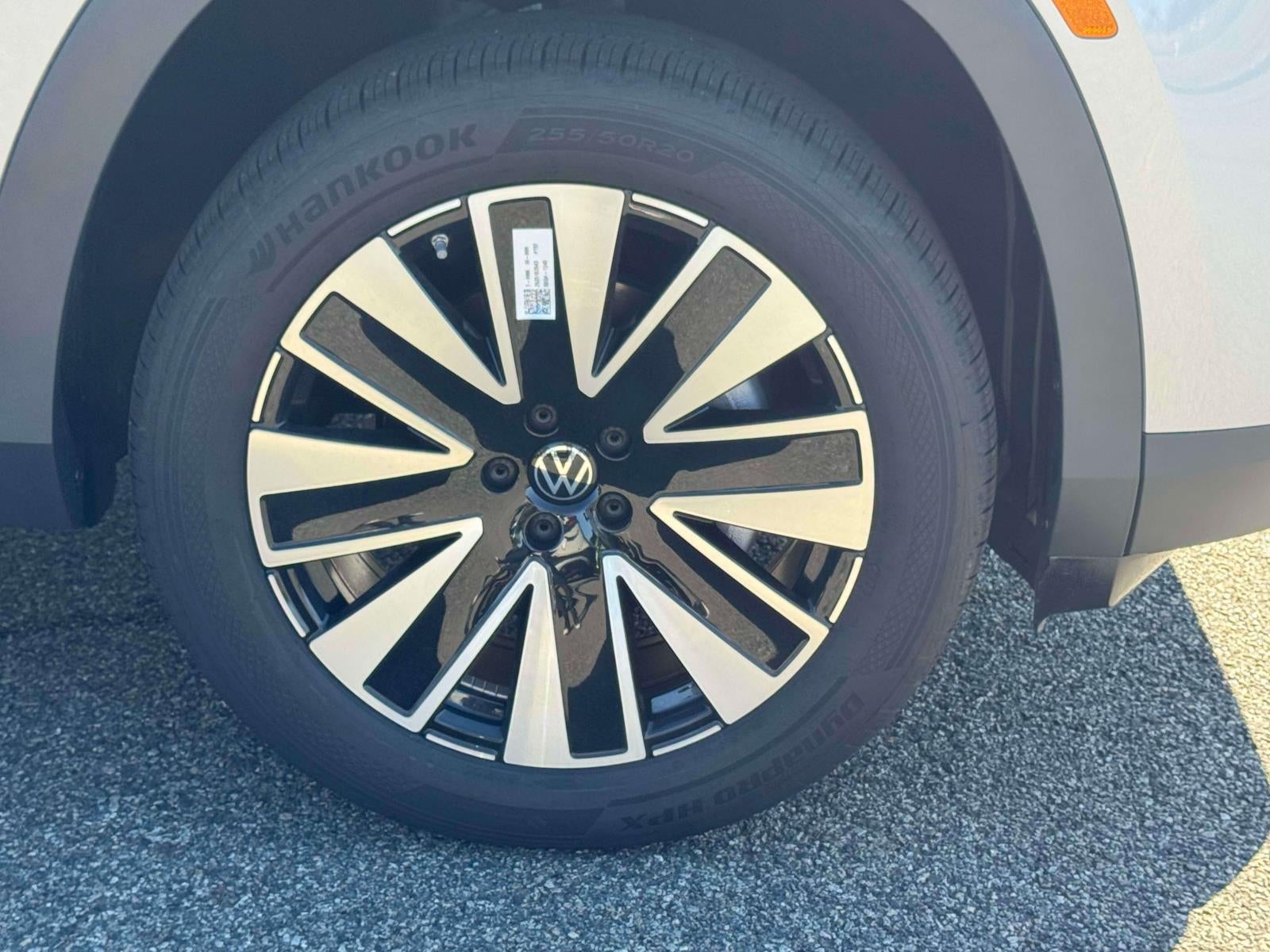 2027 Volkswagen Atlas 2.0T SE