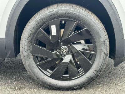 2025 Volkswagen Atlas 2.0T SE