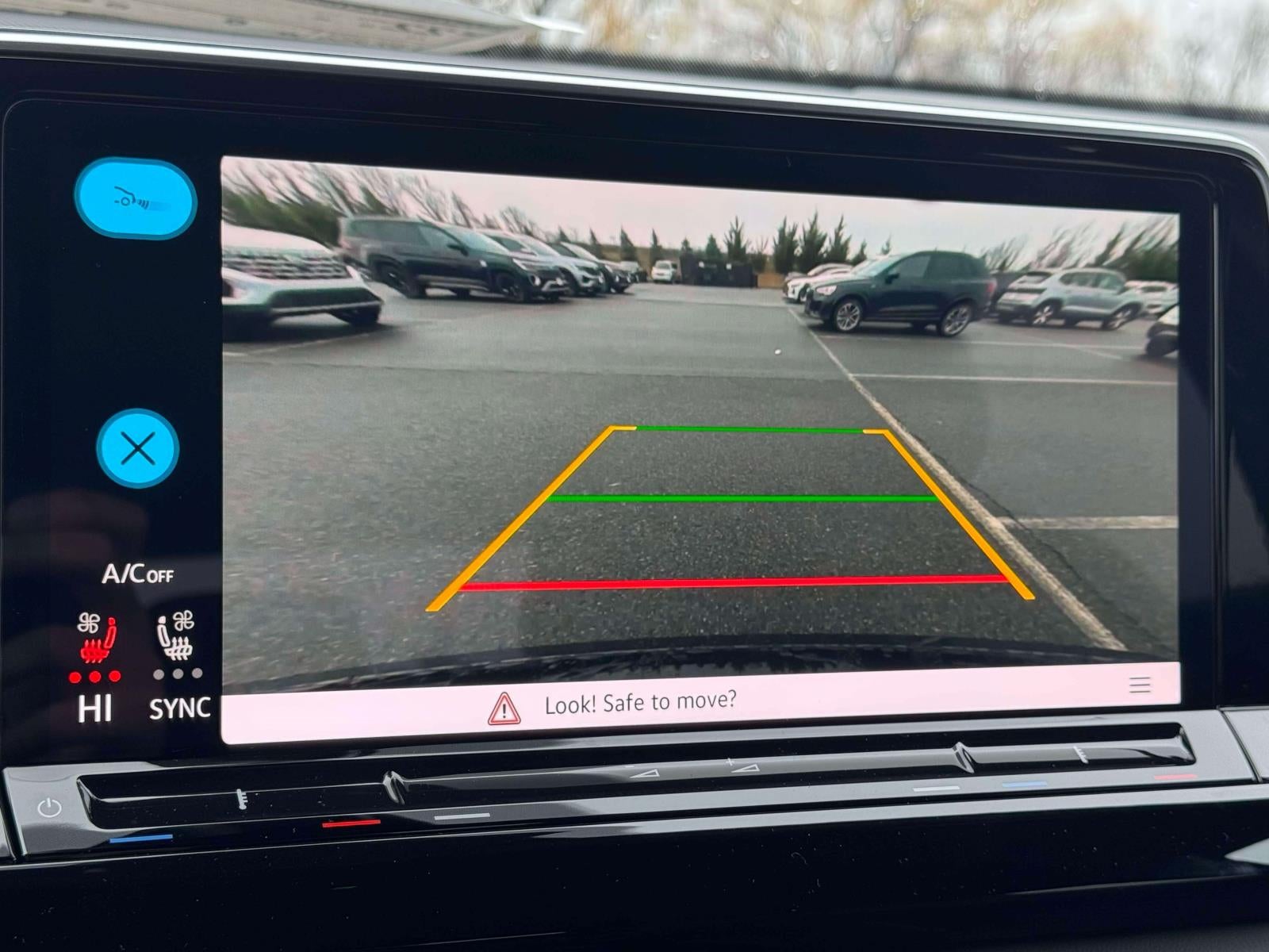 2026 Volkswagen Atlas Cross Sport 2.0T SE