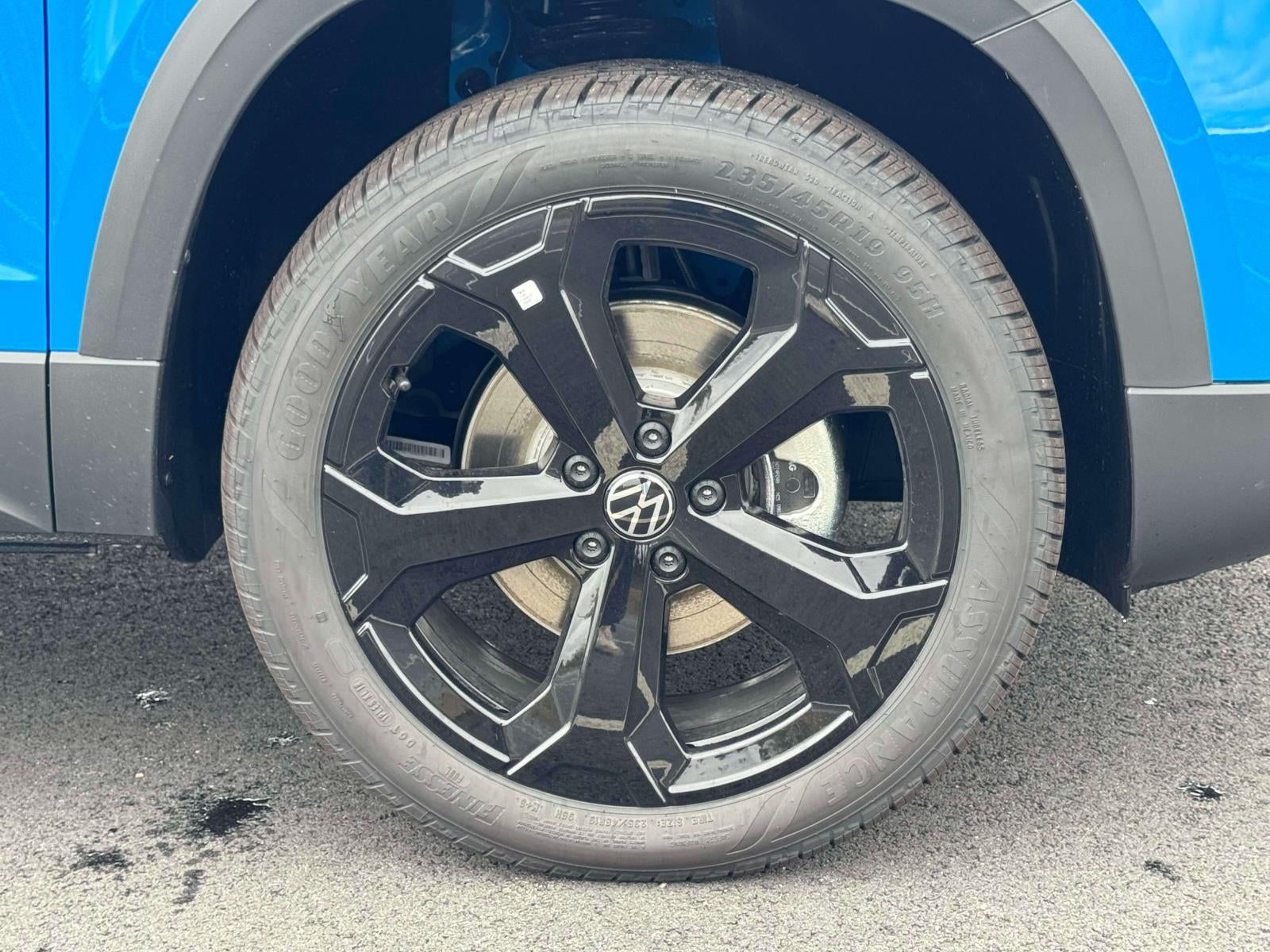 2025 Volkswagen Taos 1.5T SE Black