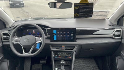 2026 Volkswagen Taos 1.5T SE Black