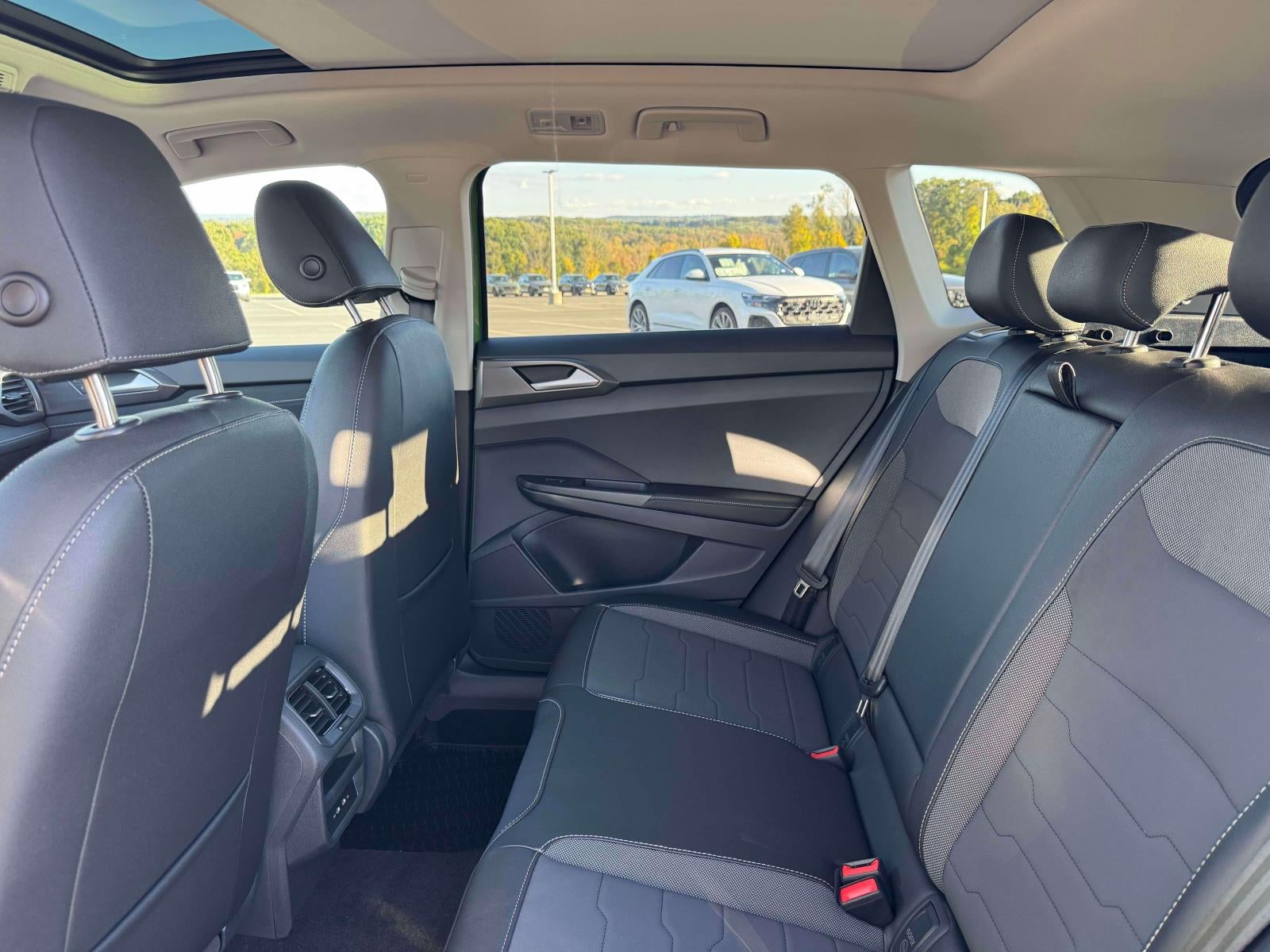 2027 Volkswagen Taos 1.5T SE