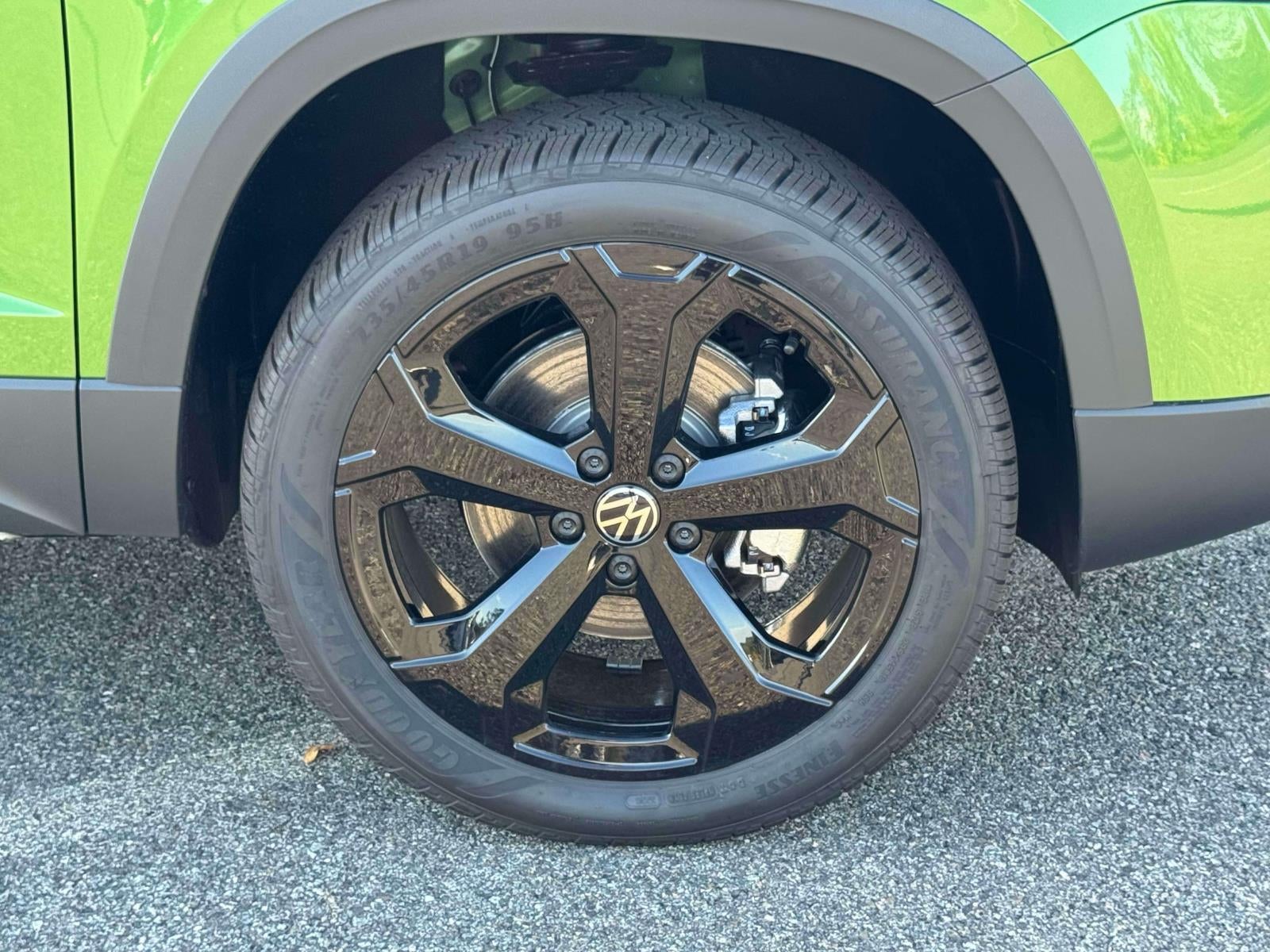 2027 Volkswagen Taos 1.5T SE