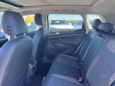 2027 Volkswagen Taos 1.5T SE