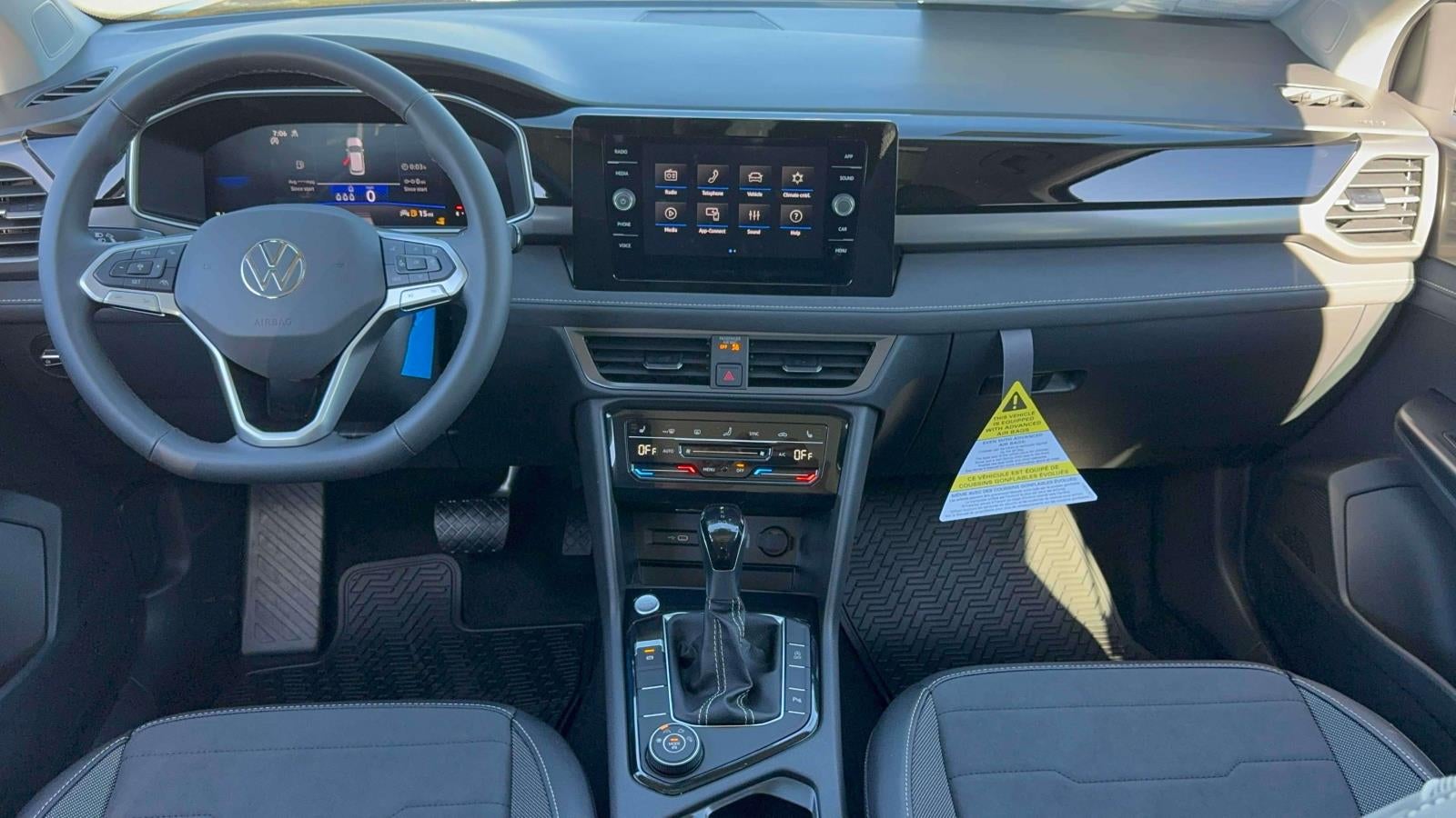 2027 Volkswagen Taos 1.5T SE